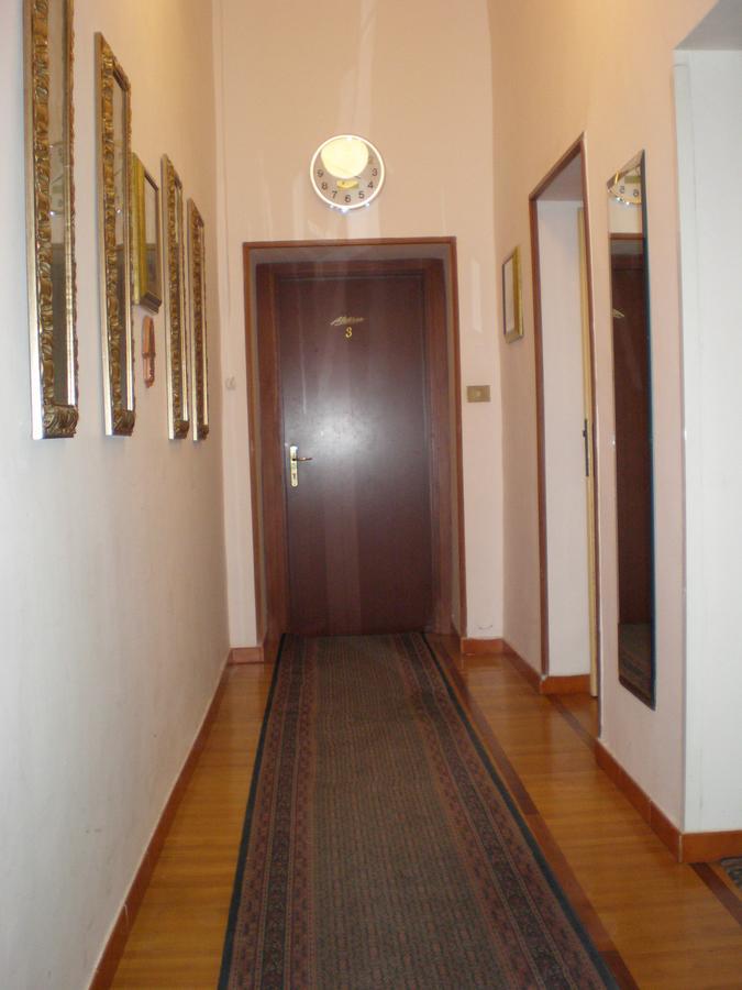 Persepolis Rome Hotell Eksteriør bilde
