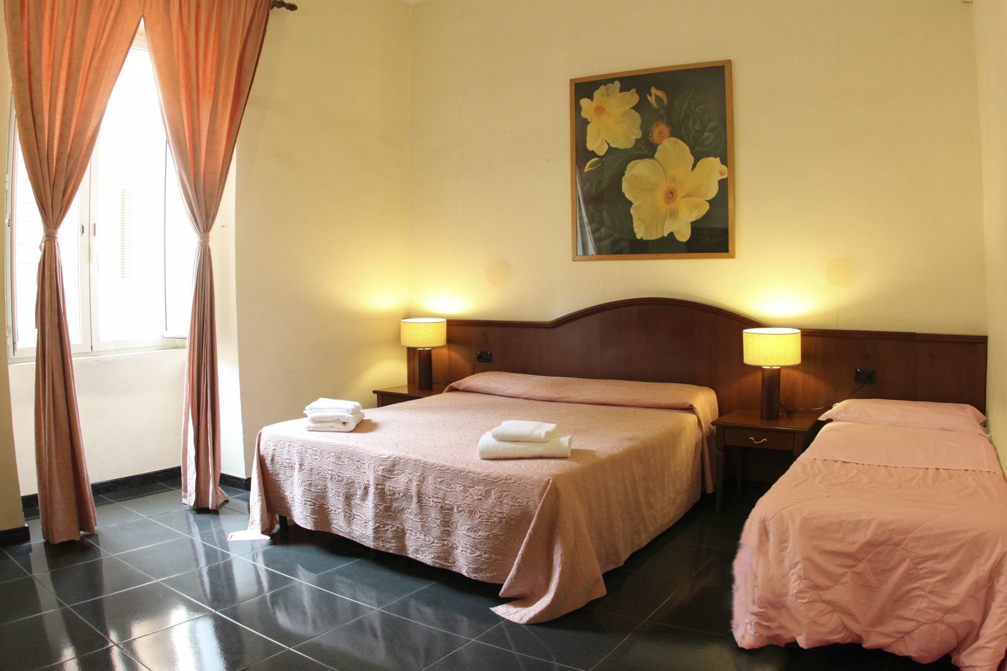 Persepolis Rome Hotell Eksteriør bilde